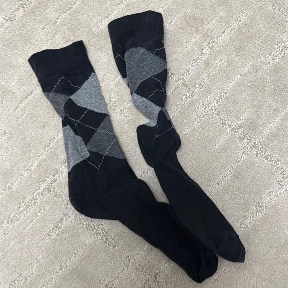 Argyle Patterned Black and Gray Socks